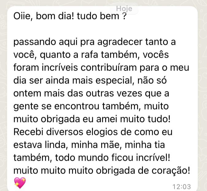 Print de depoimento de cliente satisfeita com o trabalho de Mayara Mercedes.